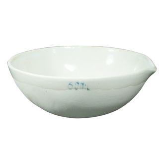 BASIN/DISH PORCELAIN ROUND BOTTOM W/SPOUT 60ML