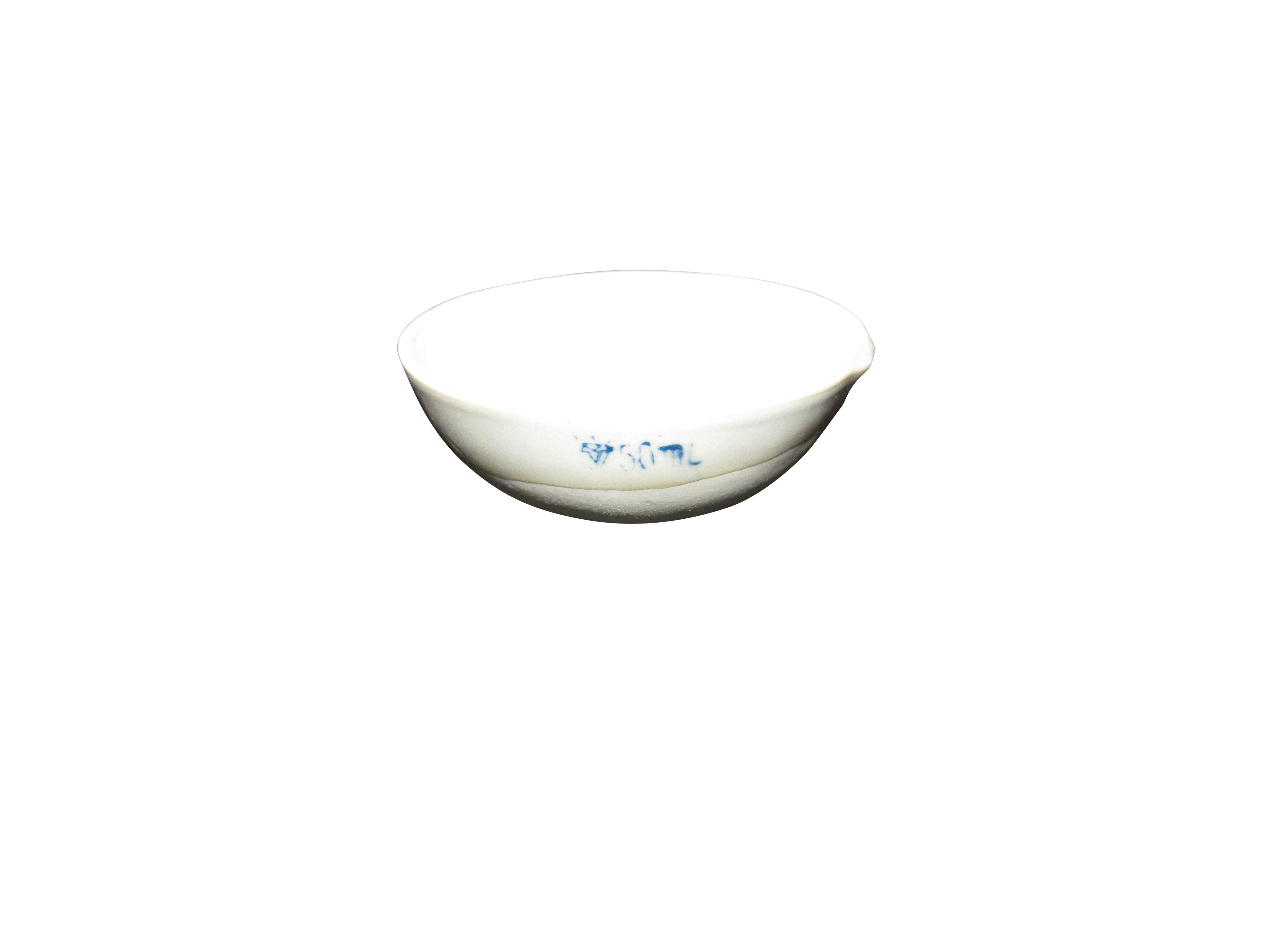 BASIN/DISH PORCELAIN ROUND BOTTOM W/SPOUT 50ML