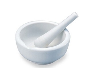MORTAR & PESTLE PORCELAIN 60mmdx32mmh