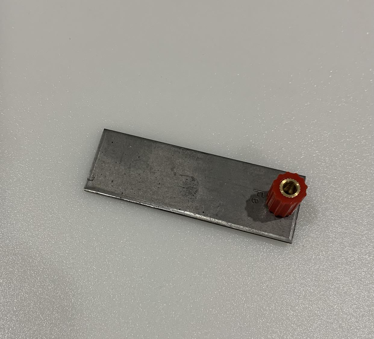 ELECTRODE IRON 75x25x3mm WITH TERMINAL